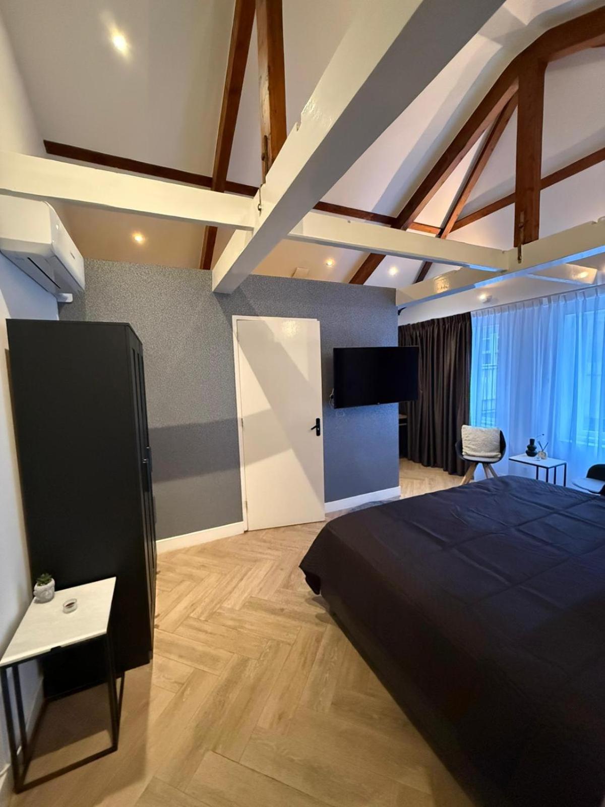 Bella Restaurant Hotel 3*